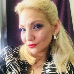 Meet your Posher, Regina